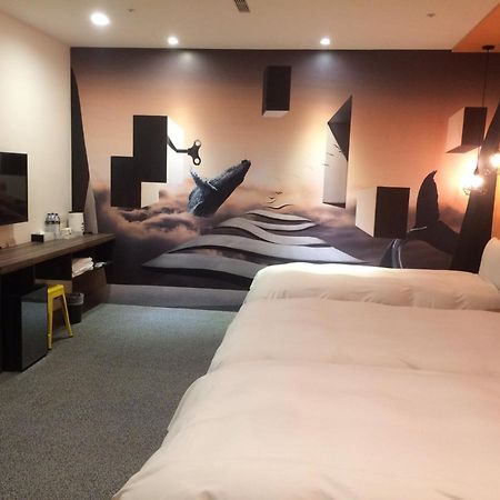 Hotel Half Taichung Esterno foto