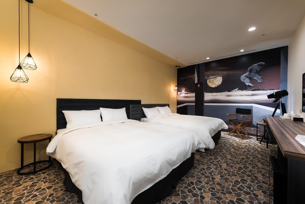 Hotel Half Taichung Esterno foto