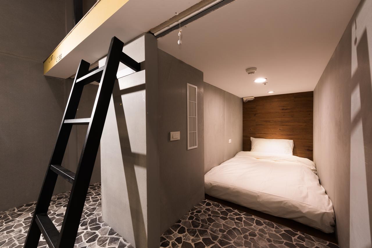 Hotel Half Taichung Esterno foto