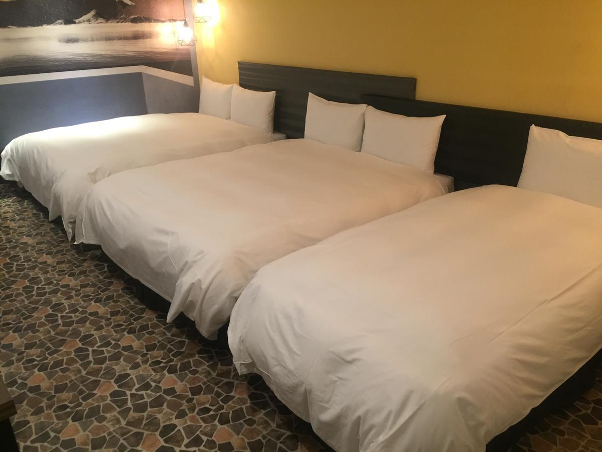 Hotel Half Taichung Esterno foto